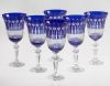 Seis copas de agua de cristal azul de Bohemia