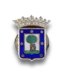 Lot 1693