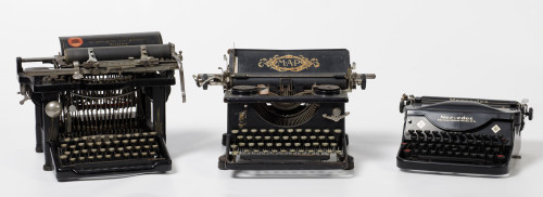 Máquina de escribir M.A.P, Francia, c. 1915