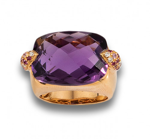 SORTIJA ORO ROSA DIAMANTES RUBIES AMATISTAS 90