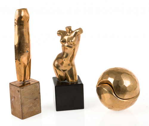 ALFONSO PÉREZ PLAZA , "Desnudo", Escultura en bronce dorado
