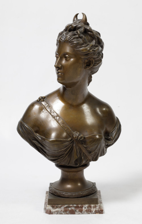 "Diana", busto de bronce patinado siguiendo un modelo de Je