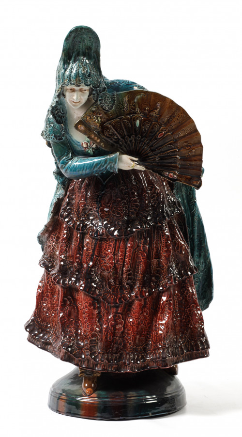 "Bailaora", figura de loza esmaltada, Peyró, Valencia, S. XX