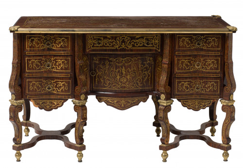 Buró Mazarinos, estilo Luis XIV con decoración de marqeterí