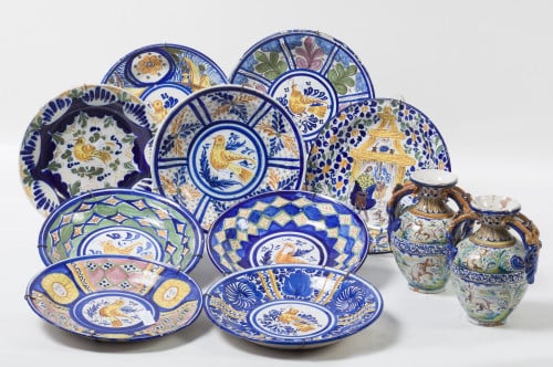 Nueve platos de cerámica de Manises, S. XX