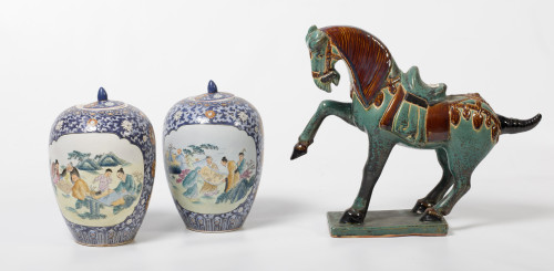 Caballo de cerámica esmaltada siguiendo modelos chinos anti