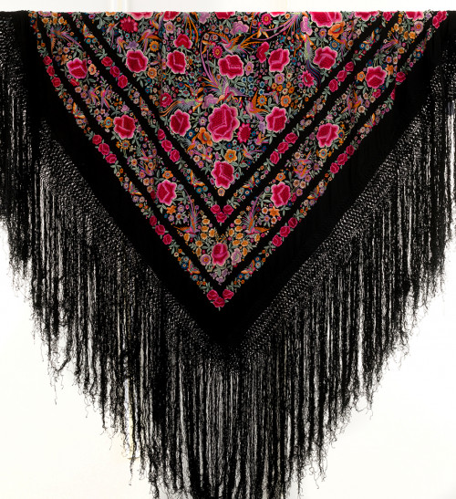 Mantón de Manila negro policromía.