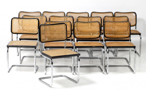 Juego de 14 sillas diseño Marcel Breuer, doce de ellas edic