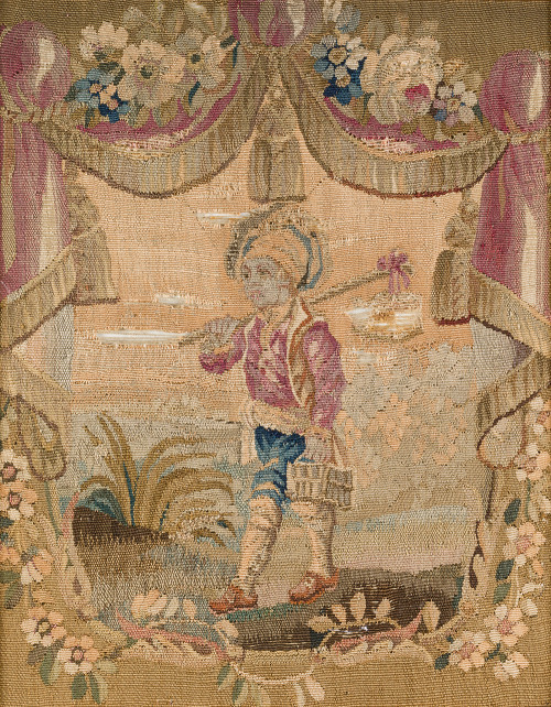 Conjunto de tres fragmentos de tapiz enmarcados, Francia, f