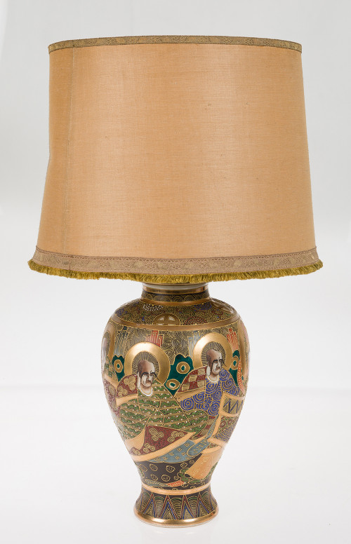 Lámpara de mesa Satsuma, Porcelana