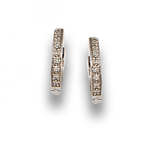 PENDIENTES MEDIAS CRIOLLAS DE ORO BLANCO Y BRILLANTES