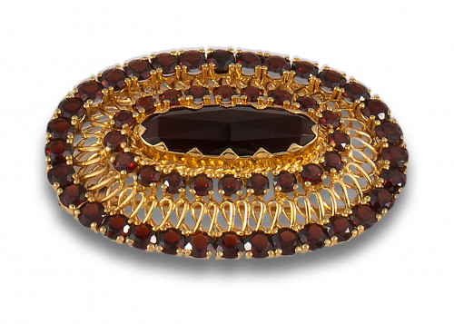 BROCHE OVA DE GRANATES Y ORO AMARILLO