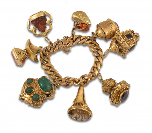 PULSERA BARBADA, AÑOS 50,  DE DIJES COLGANTES