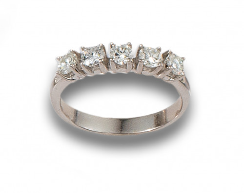 SORTIJA MEDIA ALIANZA DE DIAMANTES Y ORO BLANCO