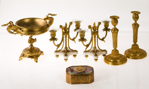 Pareja de candeleros estilo Luis XVI, Francia, ffs.S.XIX