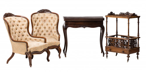 Pareja de butacas isabelinas, España, pps. S. XX