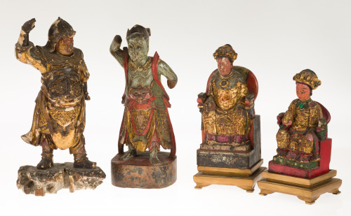 Guerrero chino de madera tallada, policromada y dorada, Chi