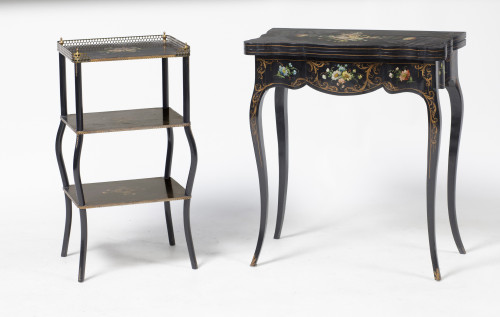 Mesa auxiliar de estilo victoriano, S. XX