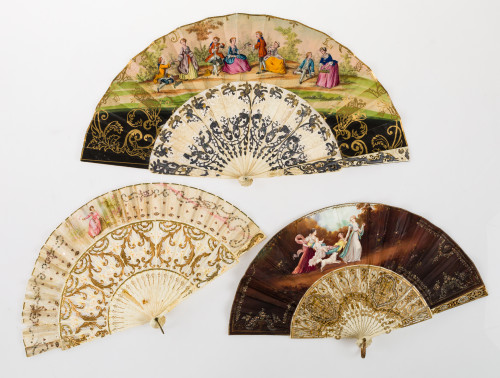 Abanico con varillaje de hueso y aplicaciones de plata, Esp