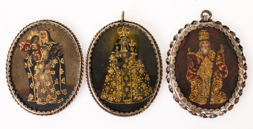 Conjunto de tres medallones