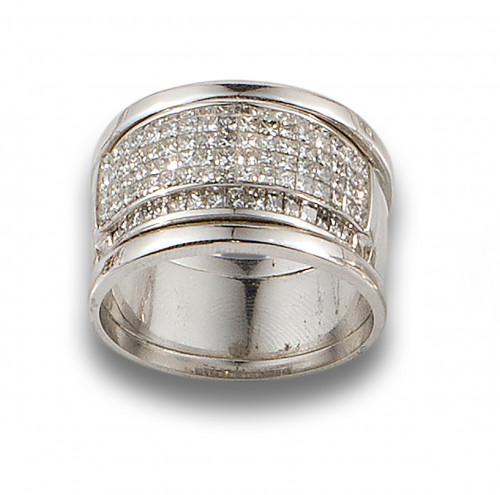 ANCHA SORTIJA DE DIAMANTES Y ORO BLANCO