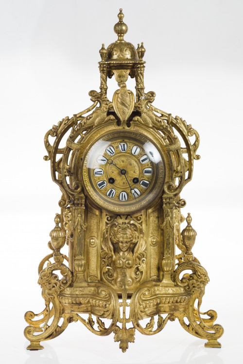 Reloj de mesa de bronce dorado estilo Napoleón III, ffs.S.X