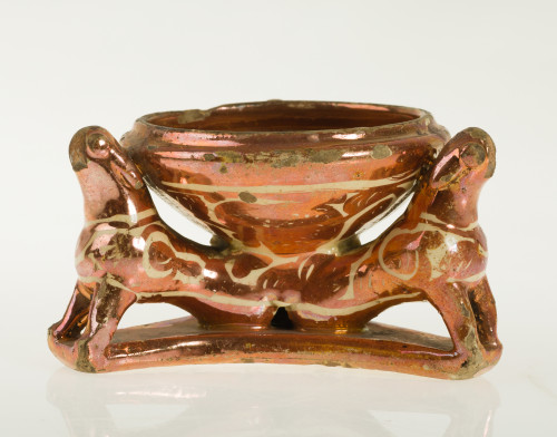 Salero de reflejo metálico, Manises, ffs.S.XVII - S.XVIII