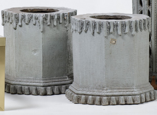 Pareja de peanas de terracota esmaltada en verde, España, c