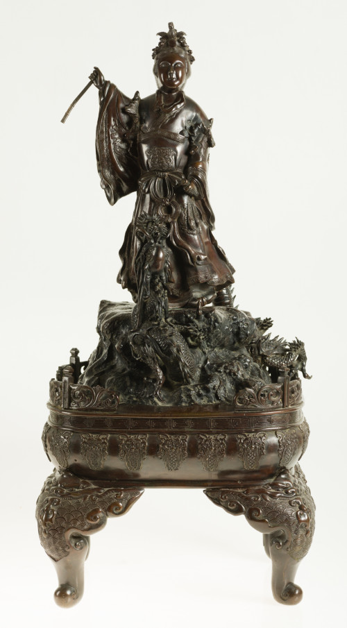 Guanyin con un dragón, figura de bronce patinado, China, S.