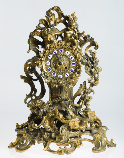 Reloj de mesa de estilo Luis XV, Francia, pps.S.XX