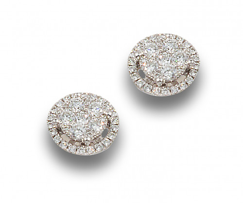 PENDIENTES ROSETONES DE DIAMANTES Y ORO BLANCO