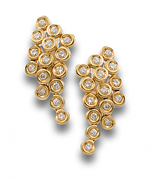 PENDIENTES CASCADA DE DIAMANTES Y ORO AMARILLO