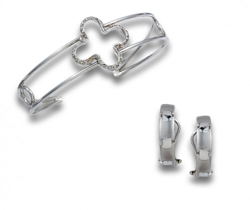 LOTE DE PULSERA Y MEDIAS CRIOLLAS EN ORO BLANCO