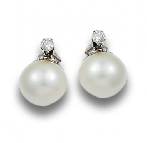 PENDIENTES TÚ Y YO DE DIAMANTES Y PERLA AUSTRALIANA, EN ORO