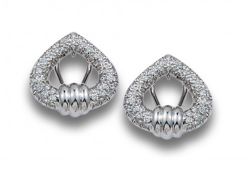 PENDIENTES CORAZONES CALADOS DE DIAMANTES Y ORO BLANCO