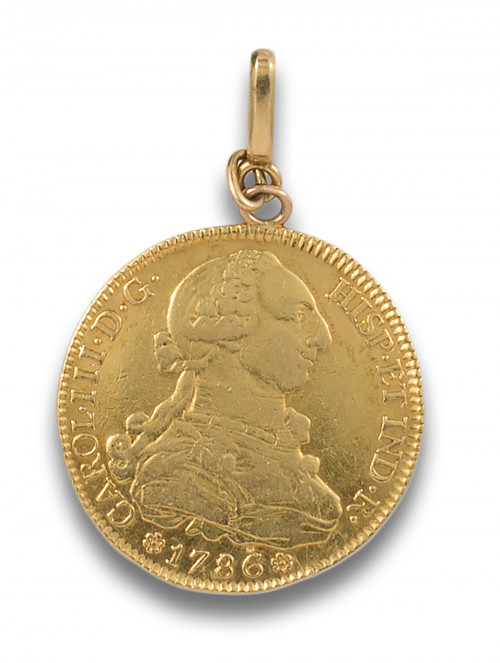 MONEDA DE ORO DE OCHO ESCUDOS DE CARLOS III