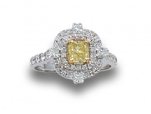 SORTIJA ROSETON DE DIAMANTE FANCY DE 1 CT. ORLADO DE DIAMAN