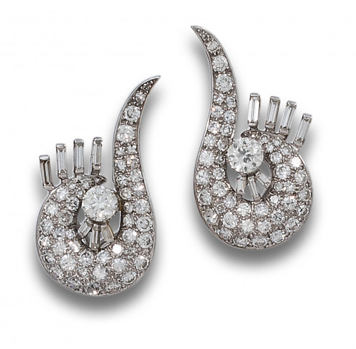 PENDIENTES EN ORO BLANCO Y DIAMANTES