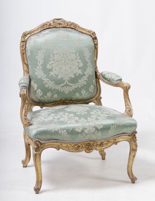 Butaca estilo Luis XV, Francia, ffs. S. XIX