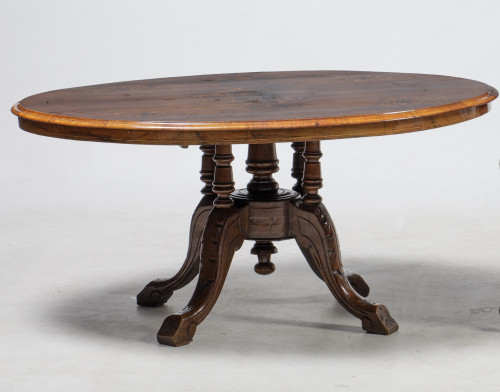 Mesa de café "tilt-top" de estilo victoriano, S. XX