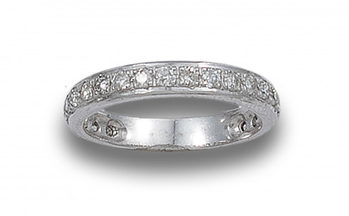 CINTILLO EN ORO BLANCO Y DIAMANTES