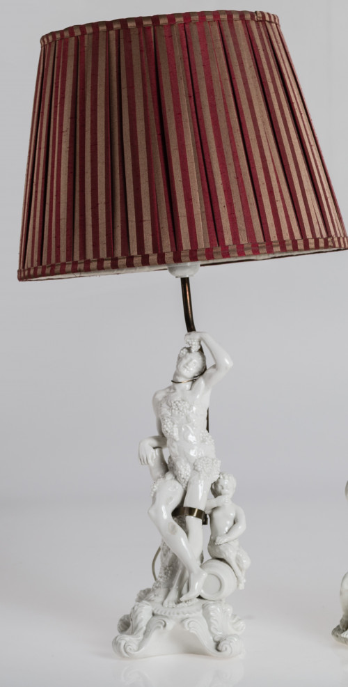 Lámpara de mesa a partir de una figura de porcelana
