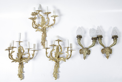 Pareja de apliques de bronce dorado, España, med. S. XX