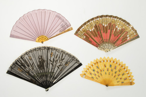 Cuatro abanicos España, S.XIX. Faltas. (uno de baraja de as