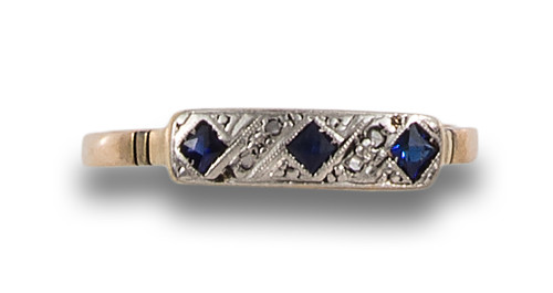 SORTIJA MEDIA ALIANZA ART DÉCO DE DIAMANTES, ZAFIROS, EN OR