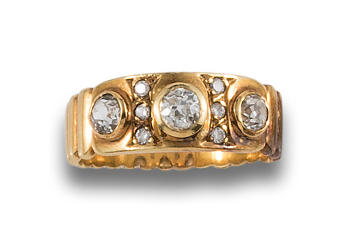 SORTIJA TRESILLO DE DIAMANTES, EN ORO AMARILLO