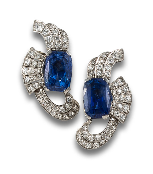 ART DECO EARRINGS IN PLATINUM WITH SAPPHIRES AND DIAMONDS