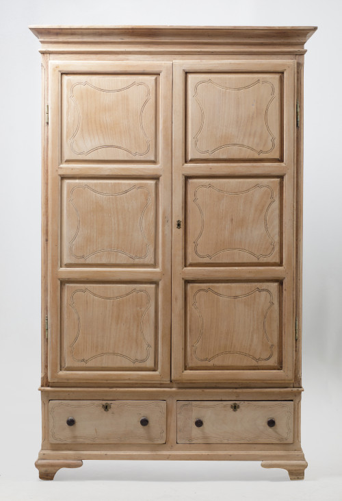 Provençal wardrobe following models from the 18th century,