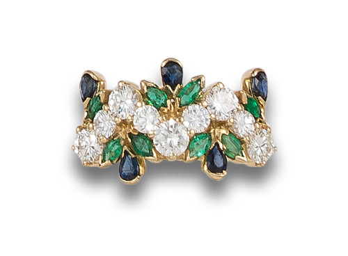 RING OF DIAMONDS, SAPPHIRES AND EMERALDS, IN YELLOW GOLD