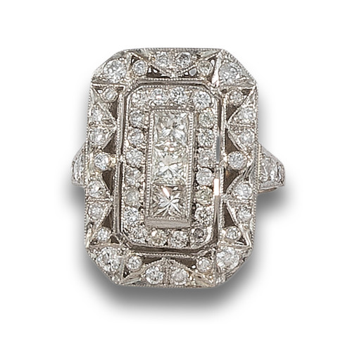 SORTIJA LANZADERA ESTILO ART DÉCO EN PLATINO Y DIAMANTES